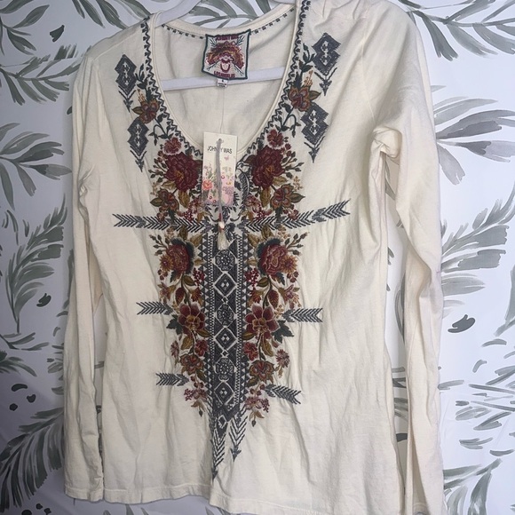 JOHNNY WAS Zaret Embroidered Floral Tee - Picture 2 of 8